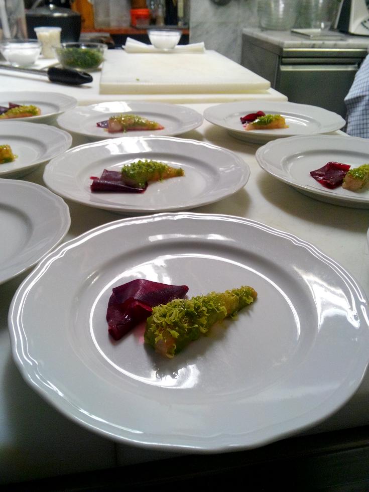 cracco - gamberi pistacchio barbabietola